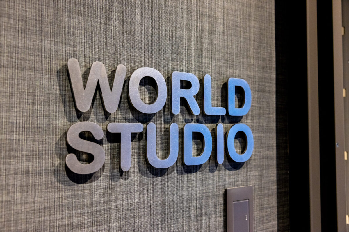 WORLD STUDIO